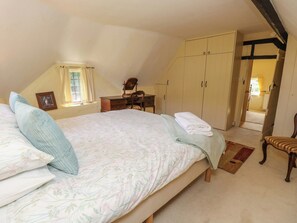 2 bedrooms, individually decorated, individually furnished, free WiFi - Smugglers Cottage (New Milton)