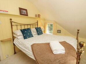 2 bedrooms, individually decorated, individually furnished, free WiFi - Smugglers Cottage (New Milton)