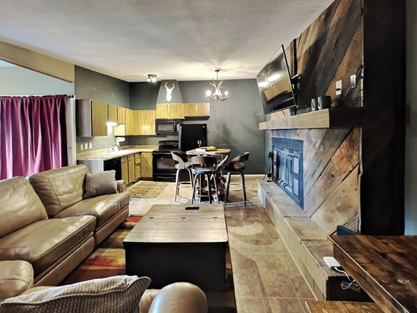 Condo (1 Bedroom) | Property amenity