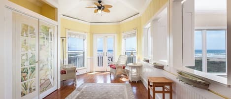 House (5 Bedrooms) | Property amenity