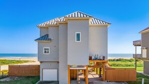 Nhà (4 Bedrooms) | Tiện nghi, dịch vụ nơi lưu trú