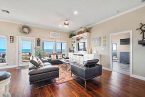 House (4 Bedrooms) | Property amenity