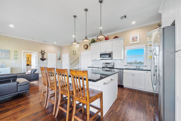 House (4 Bedrooms) | Property amenity