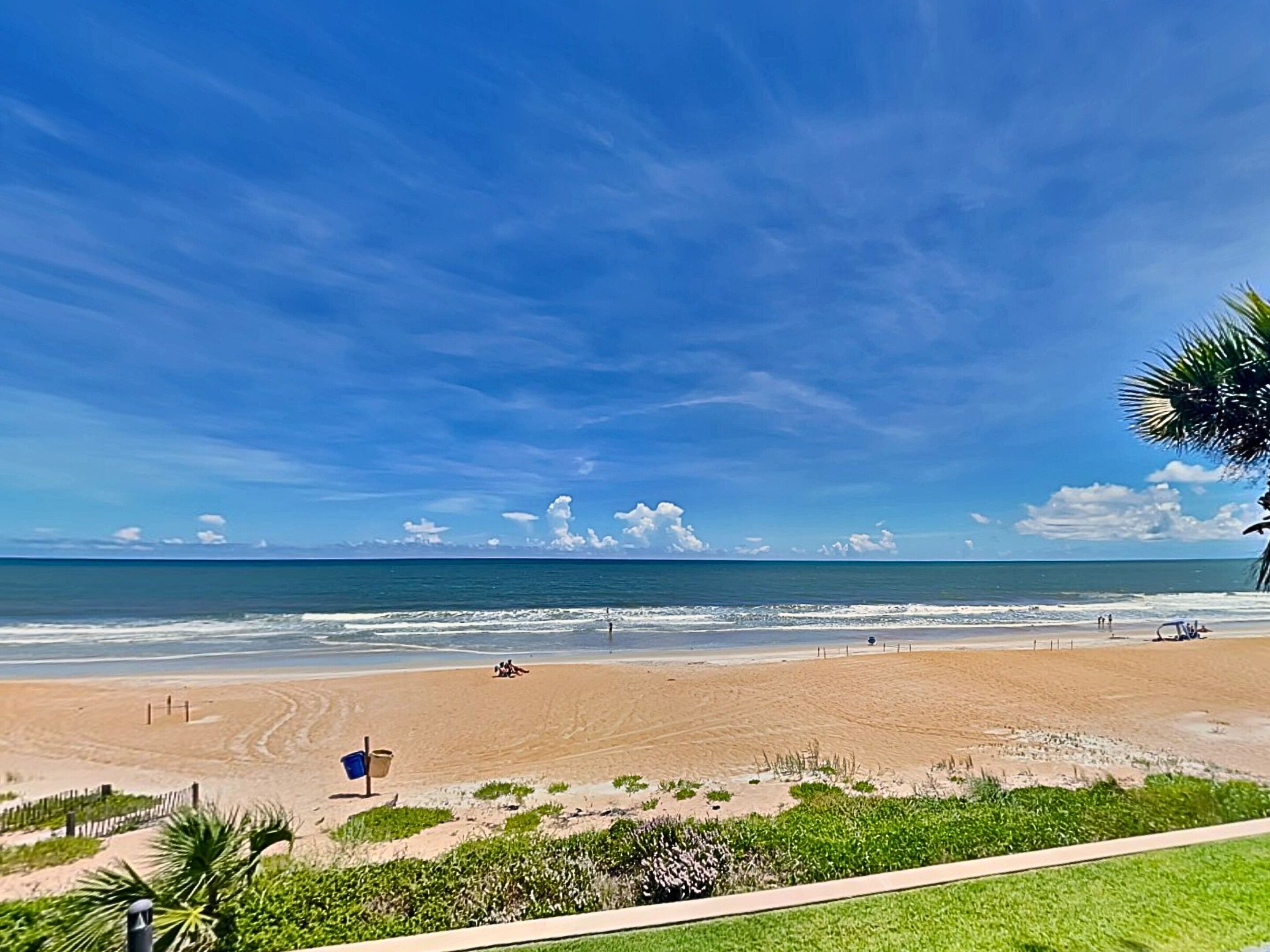 Condo (2 Bedrooms) | Servicio de la propiedad