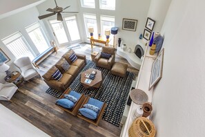 House (4 Bedrooms) | Property amenity - Casa de Mar by Ryson Vacation Rentals (Galveston)