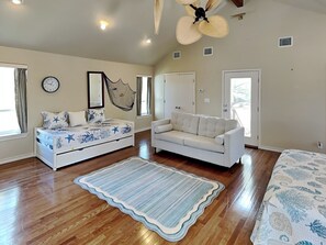 House (4 Bedrooms) | Property amenity - Casita Del Mar by Miss Kitty’s (Rockport)