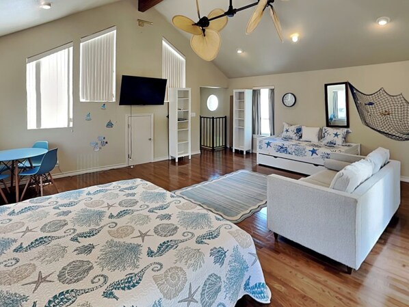 House (4 Bedrooms) | Property amenity