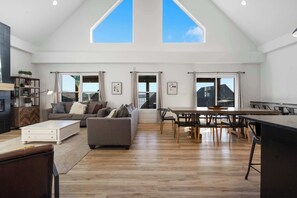 House, Multiple Beds, Hot Tub, Partial Lake View (Pineapple Duo) | Living area | 50-inch flat-screen TV with digital channels