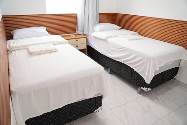 House | 2 bedrooms - Casa Pet Friendly c Churrasqueira e Terra o (Barreirinhas)