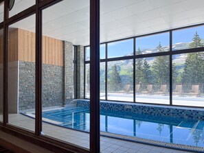 A heated pool - Unique top floor two-bedroom apartment, Terrasses d'Éos (Flaine)
