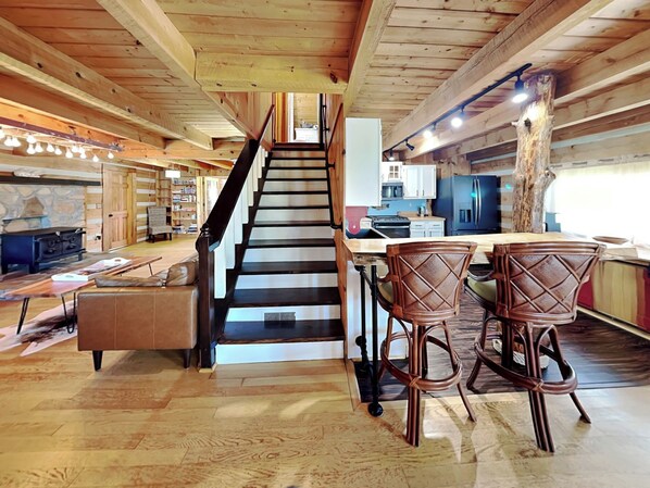 Studio (3 Bedrooms) | Property amenity