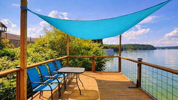 Studio (3 Bedrooms) | Property amenity