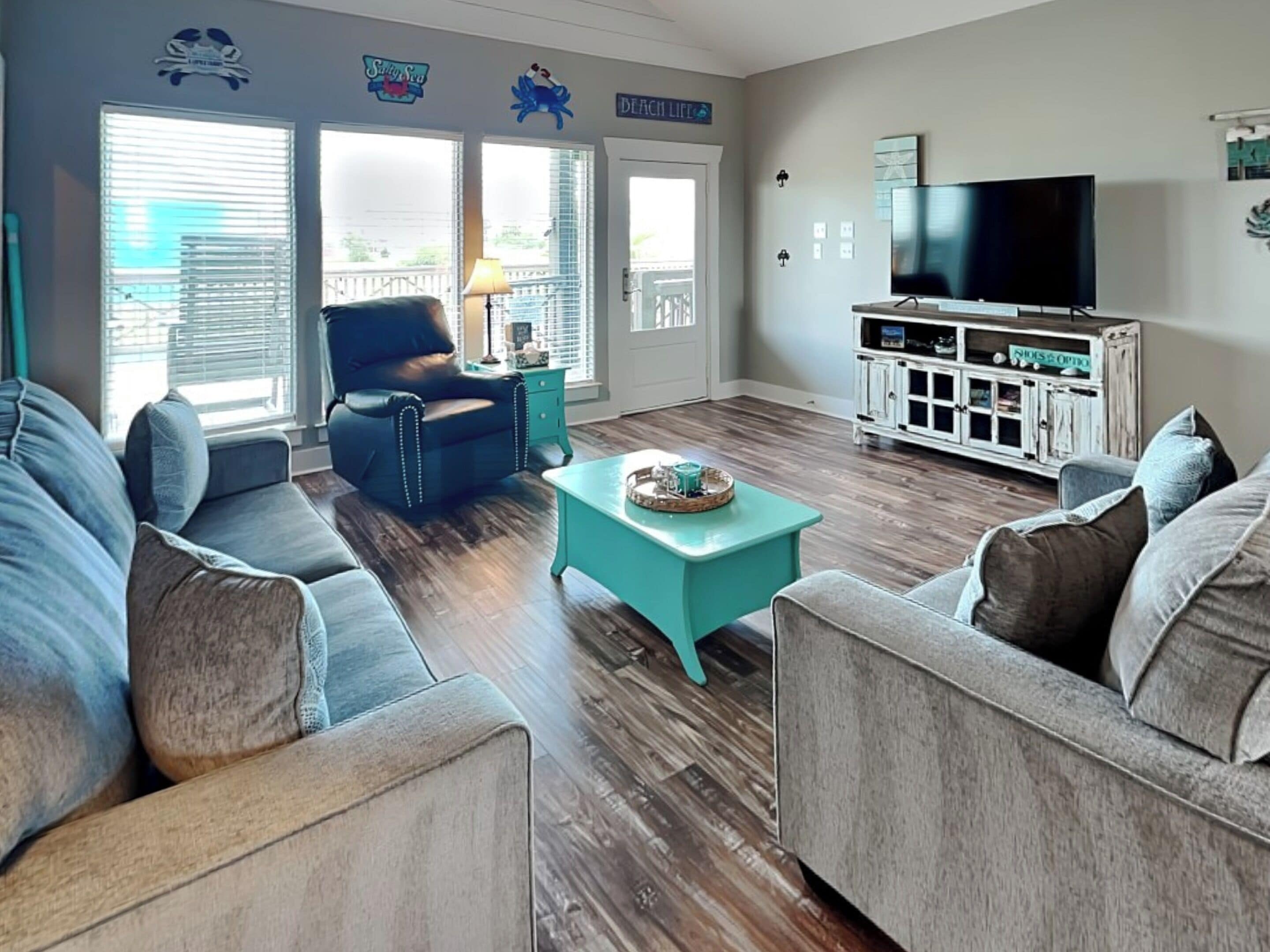 House (3 Bedrooms) | Front of property