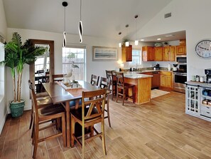 House (3 Bedrooms) | Property amenity