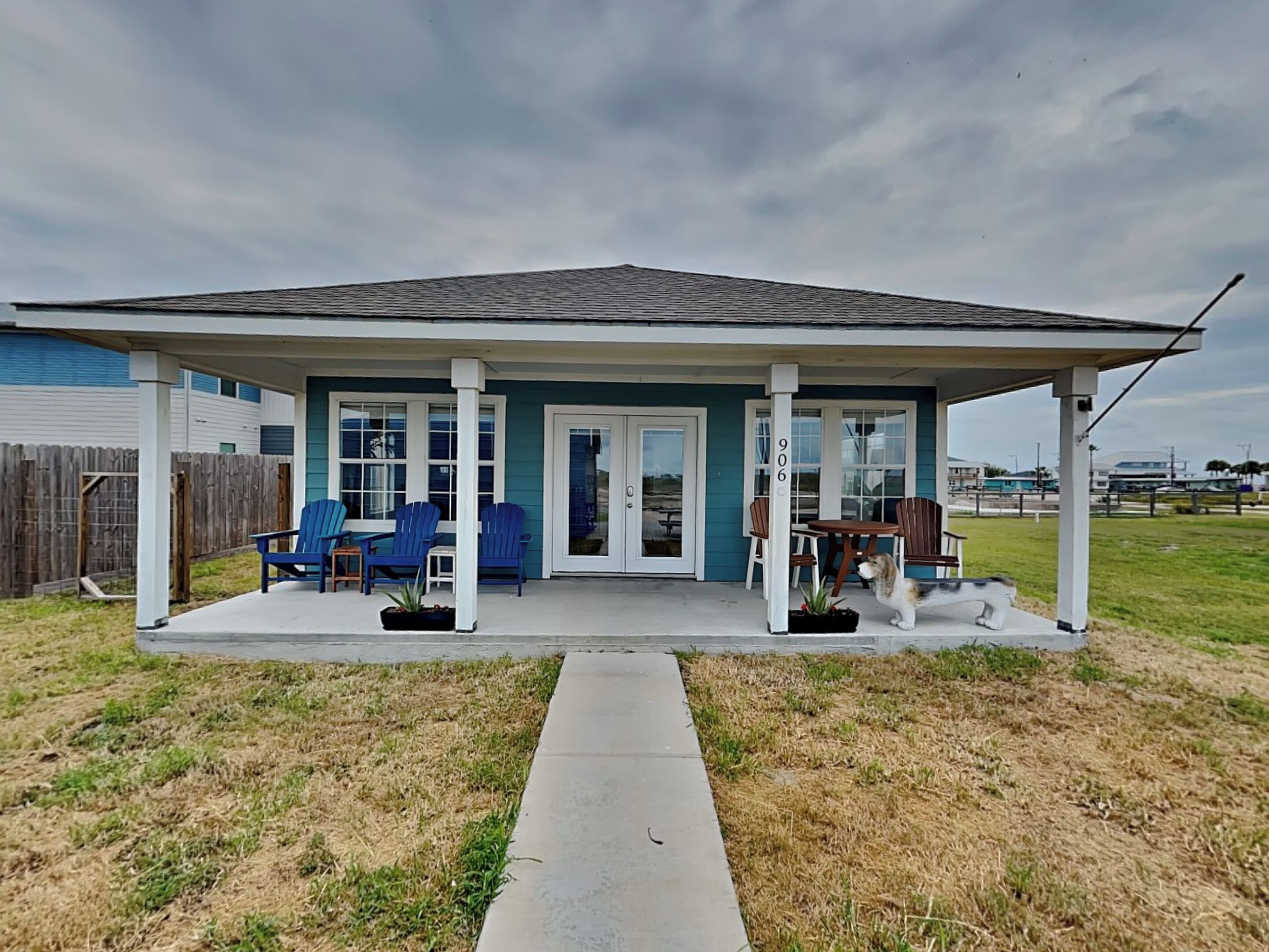 House (3 Bedrooms) | Property amenity