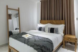 3 Schlafzimmer, Bügeleisen/Bügelbrett, Internetzugang, Bettwäsche