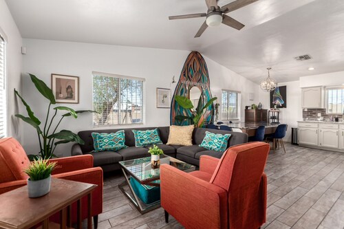 Tucson Retreat w/ Fire Pit: 4 Mi to Downtown!