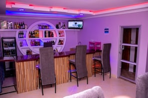 Bar (en el alojamiento)