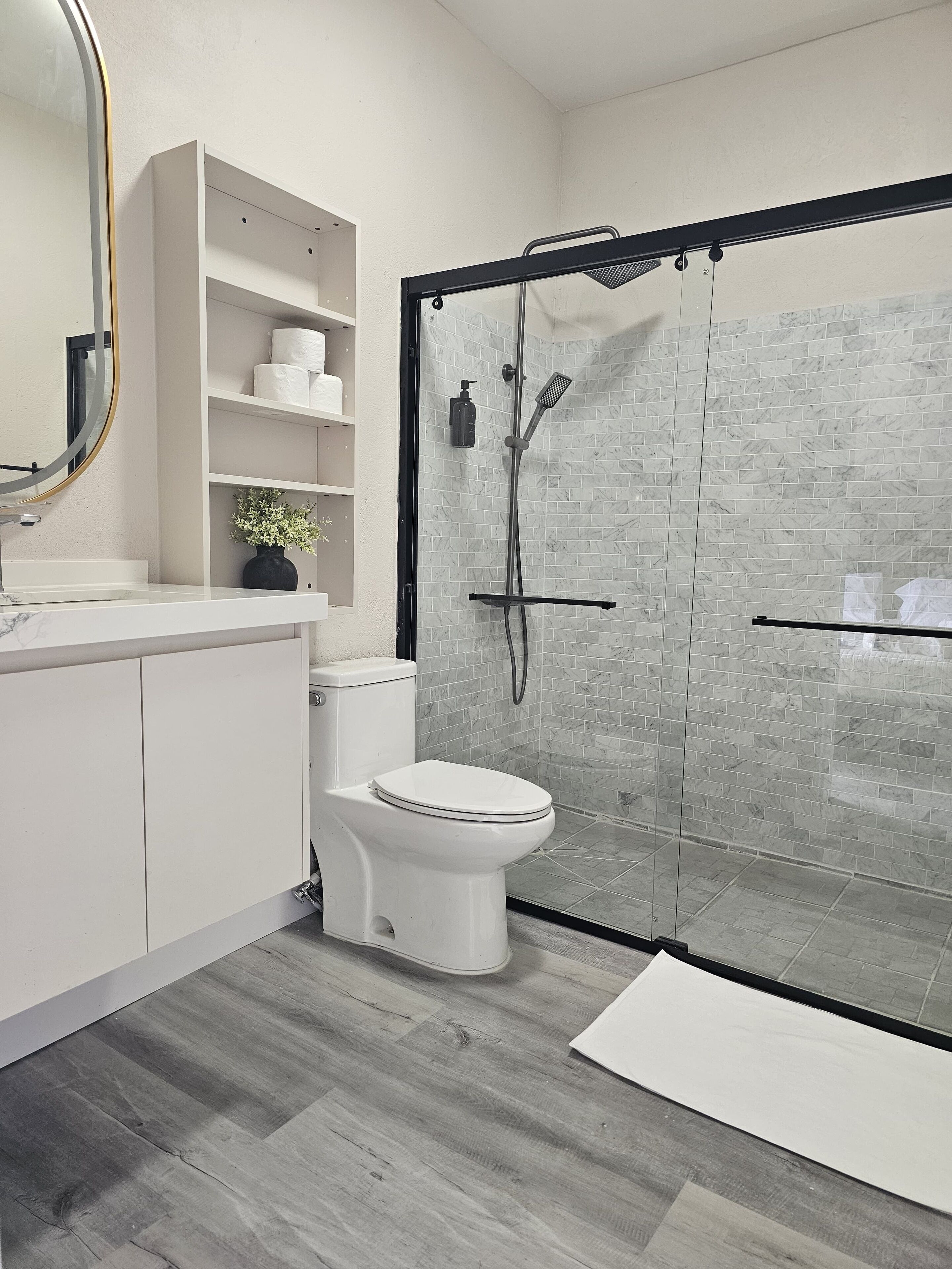 مستلزمات مجانية للعناية الشخصية، مجففات شعر، مناشف، صابون