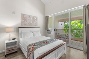 Condo (2 Bedrooms) | Kemudahan hartanah