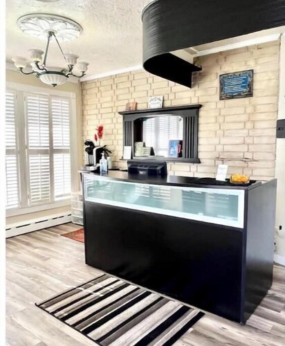 Boutique hotel in historic downtown Ocala: King