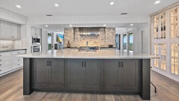 House (4 Bedrooms) | Property amenity