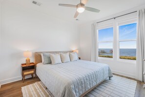 5 habitaciones, tabla de planchar con plancha, wifi y ropa de cama 