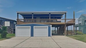 하우스 (4 Bedrooms) | 숙박 시설 정면