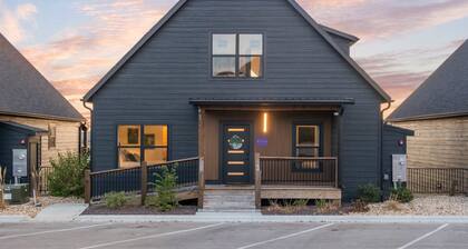 Pineapple Pointe - Stay for 20