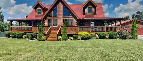 Studio (3 Bedrooms) | Exterior