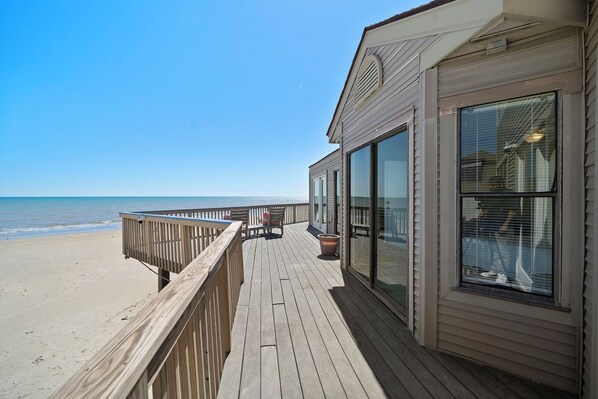 House (5 Bedrooms) | Property amenity