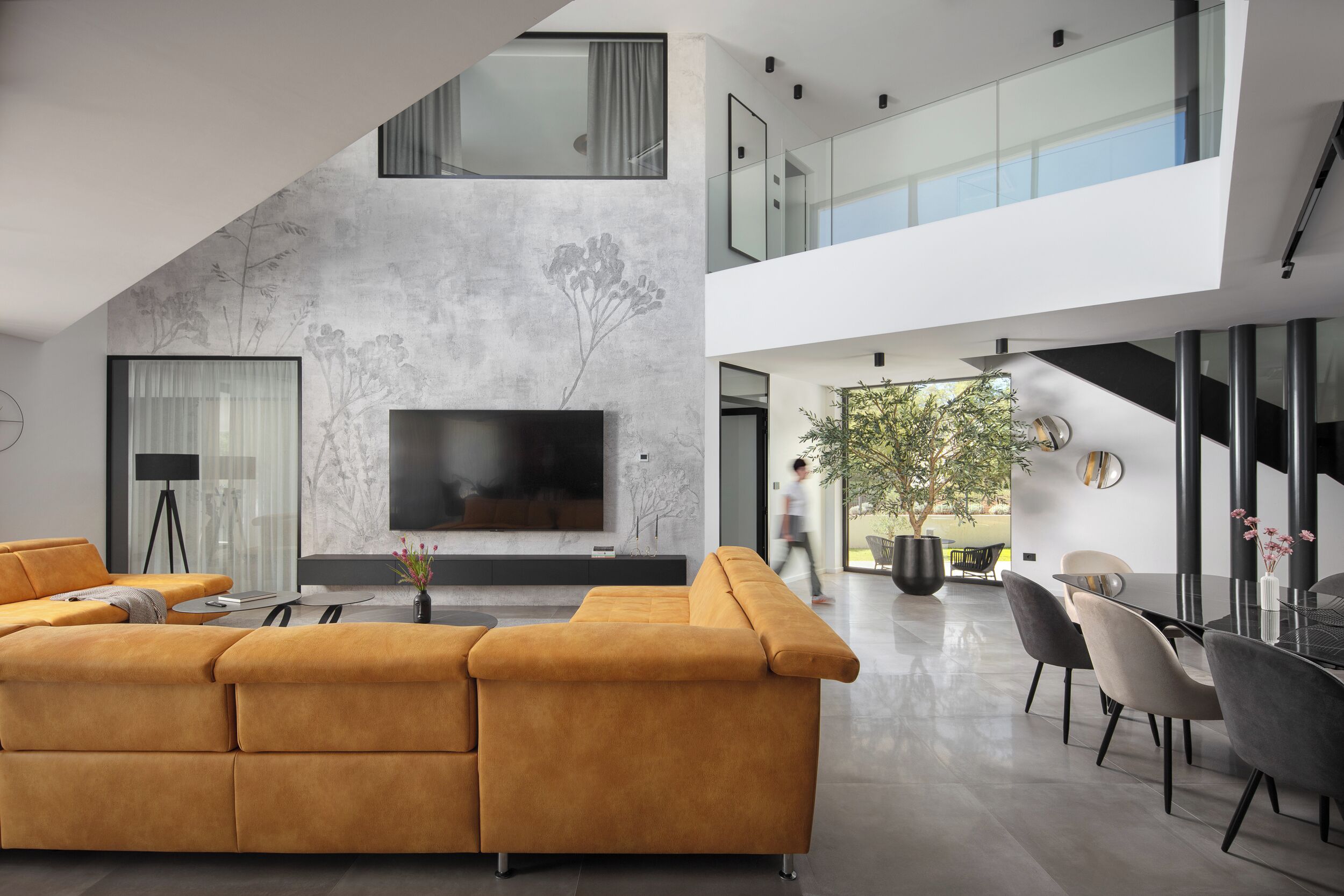 تلفزيون، مدفأة