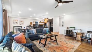 House, Multiple Beds, Hot Tub, Partial Lake View (Pineapple Shores) | Living area | 50-inch flat-screen TV with digital channels