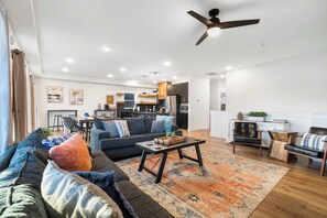 House, Multiple Beds, Hot Tub, Partial Lake View (Pineapple Shores) | Living area | 50-inch flat-screen TV with digital channels