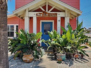 House (4 Bedrooms) | Property amenity - Royal Palm by Silver Sands Vacation Rentals (Port Aransas)