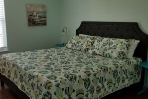 Iron/ironing board, travel cot, WiFi, bed sheets