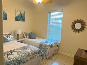 3 bedrooms, iron/ironing board, WiFi, bed sheets