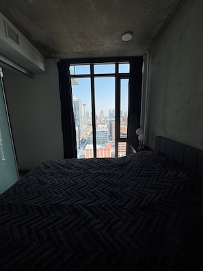 1 bedroom, iron/ironing board, internet, bed sheets