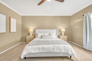 3 bedrooms, desk, iron/ironing board, travel crib