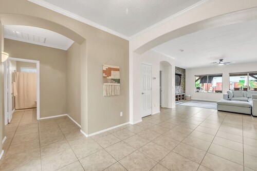 Saguaro Spot with Hot Tub and Private Heated Pool