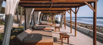 Beachfront Beach Break Villa @SurfCity