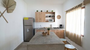 Fridge, microwave, coffee/tea maker, toaster