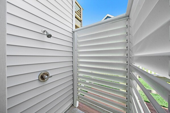 House (4 Bedrooms) | Property amenity