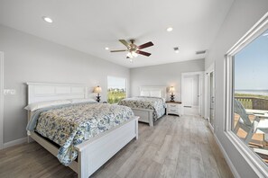 House (4 Bedrooms) | Property amenity - Sandcastle by Ryson Vacation Rentals (Galveston)