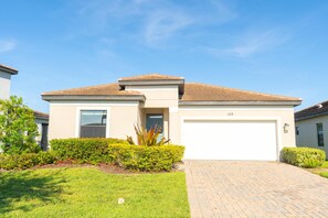 Exterior - 169cc - Balmoral Resort (Haines City)