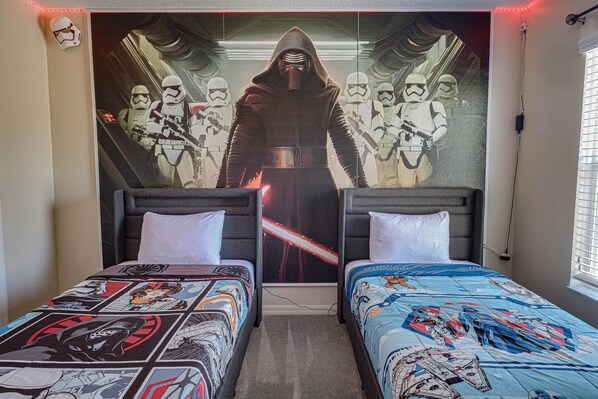 House, Multiple Beds (115EP - West Haven)