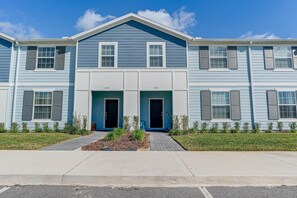 Apartment, Mehrere Betten (3725PCL-Windsor Island Resort) | Aussenbereich