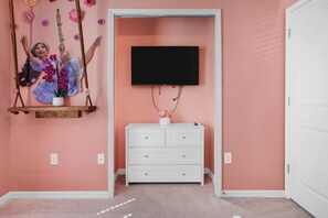 Apartment, Mehrere Betten (3725PCL-Windsor Island Resort) | Innenbereich