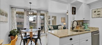 Little Condo By The Bay