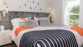 Exclusive Mobile Home, 3 Bedrooms, Non Smoking, Pets allowed | Blackout curtains, free WiFi